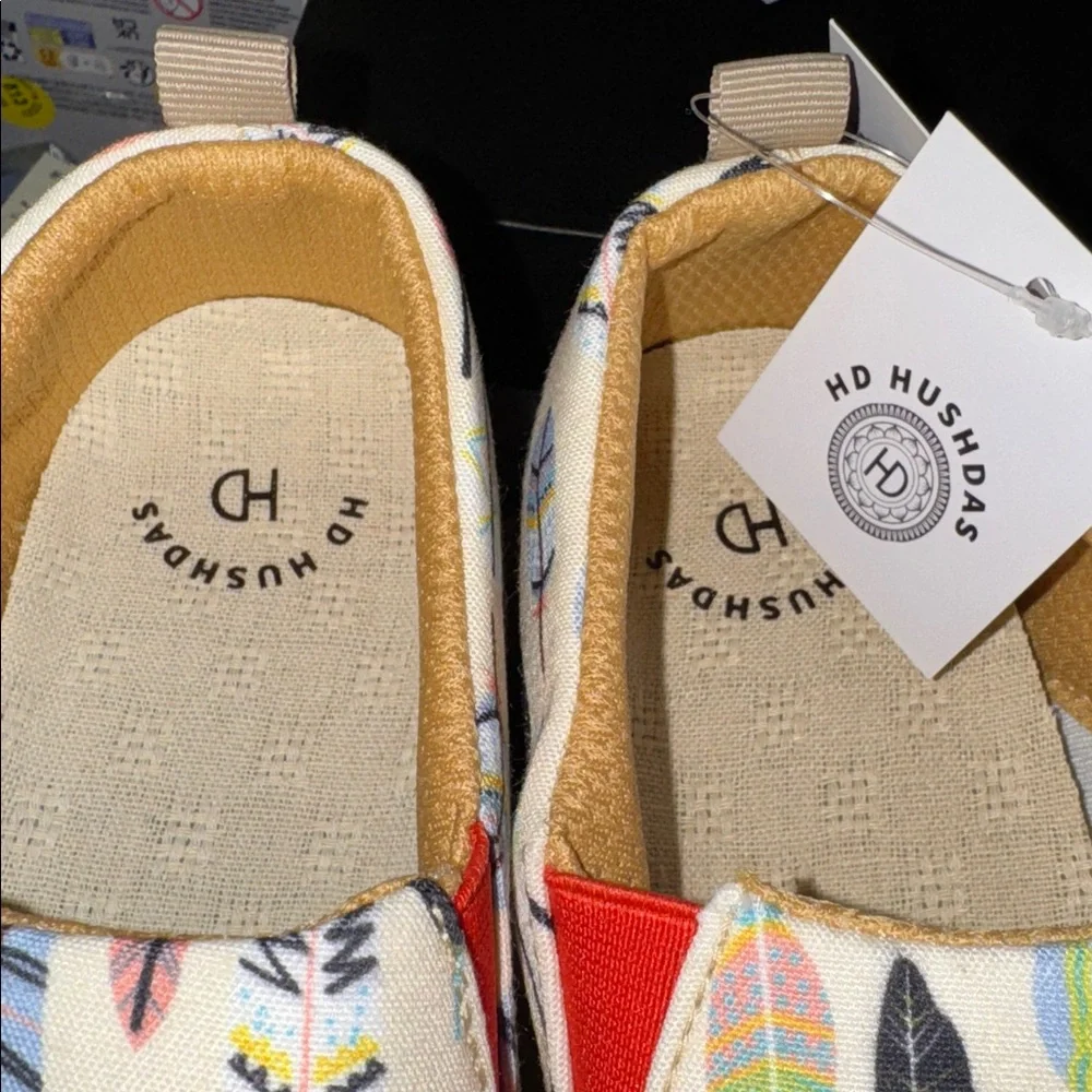 Colorful Feather Pattern Kids Shoes - Picture 2 of 9